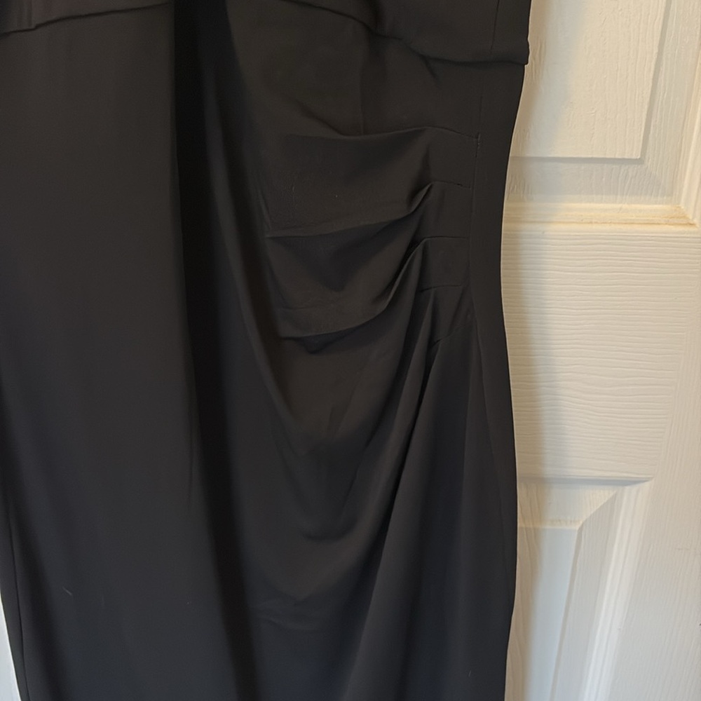 Dress - Picture 4 of 5